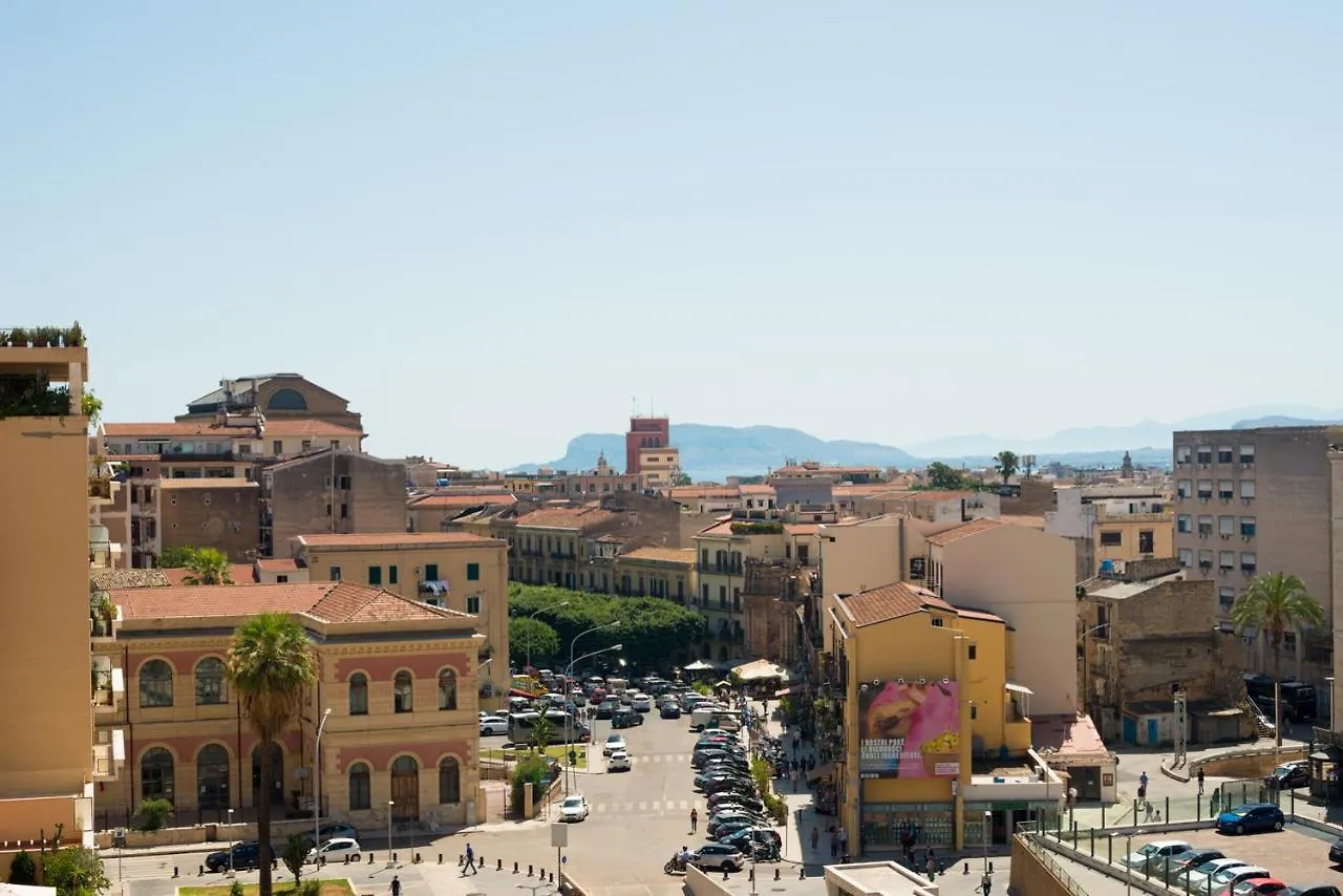 B&B Be Home Palermo 0*,  Italy